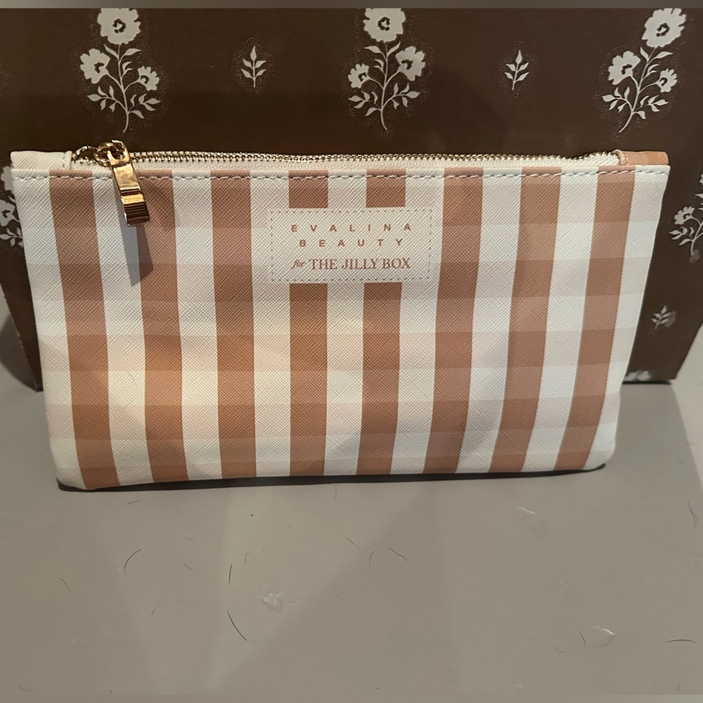 Jilly Box- Fall 2024 Evalina Beauty: Signature Brush Collection